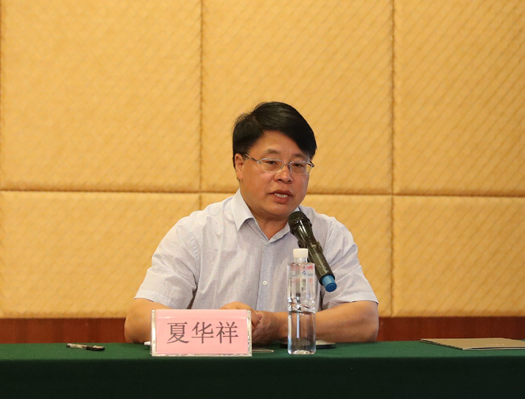 农工党四川省委专职副主委主持党务工作会.JPG