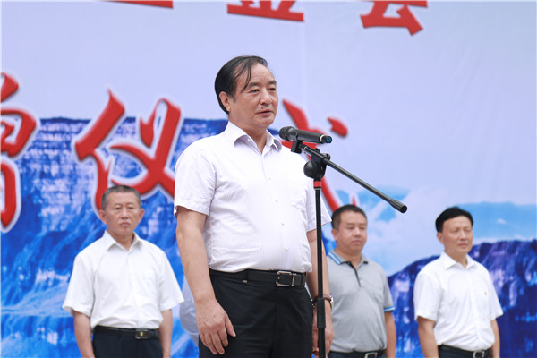 省政协副主席、农工党四川省委主委王正荣讲话.jpg