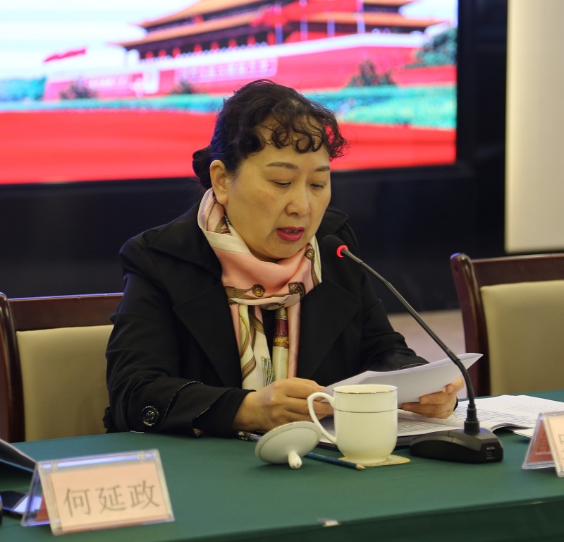 全国人大代表、农工党四川省委副主委罗良娟传达十三届全国人大二次会议精神.JPG