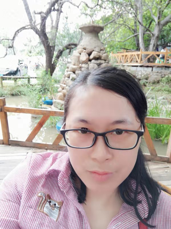 杨春.png