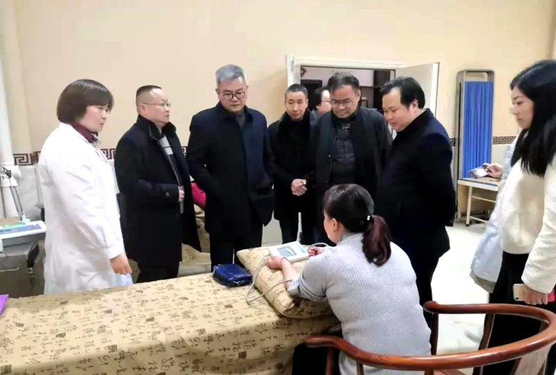 荆秘宜宾调研.jpg