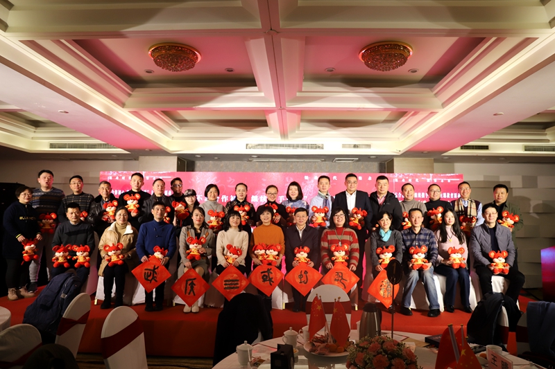 甘华田出席武侯区支部主办的“深挖蜀汉文化，打造武侯三国圣地”研讨活动1 800.JPG