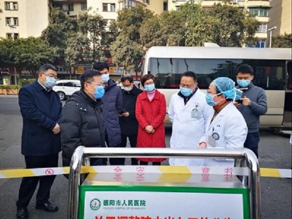 何苹7.jpg