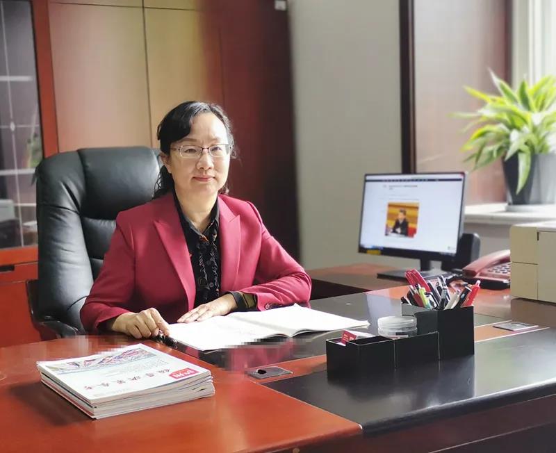 农工党泸州市委会副主委（主持工作）、市人大外侨民宗委主任委员唐敏.jpg