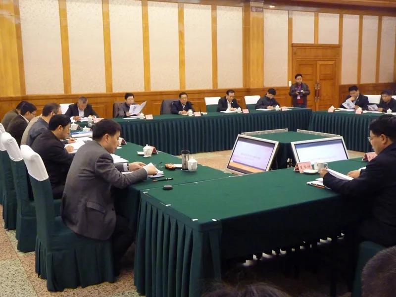 2014年2月23-24日，第十二届全国政协副主席、农工党第十五届中央常务副主席刘晓峰调研泸州长江上游综合利用情况。.jpg