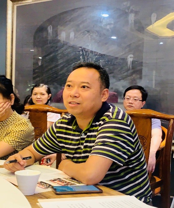 党员左文峰发言.jpg