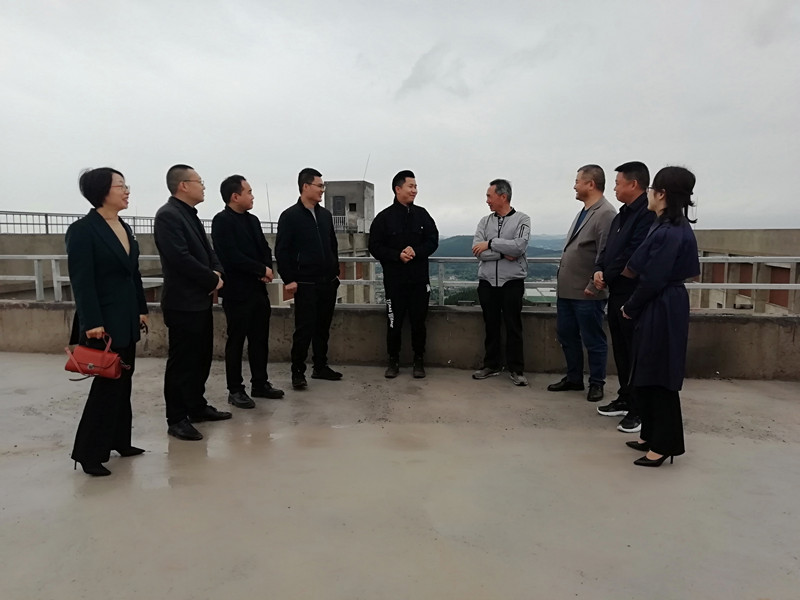 农工党德阳市委赴中江县开展创建“四川省现代畜禽养殖 园区”调研_副本.jpg