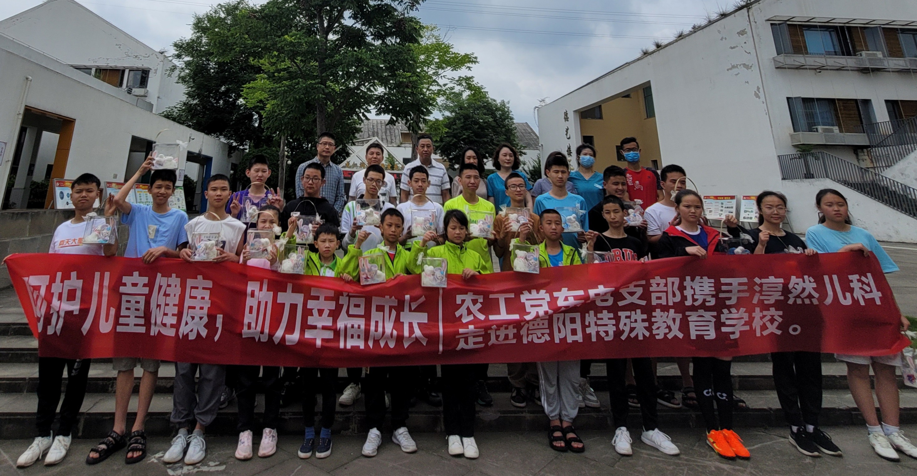 微信图片_20220531170034.jpg